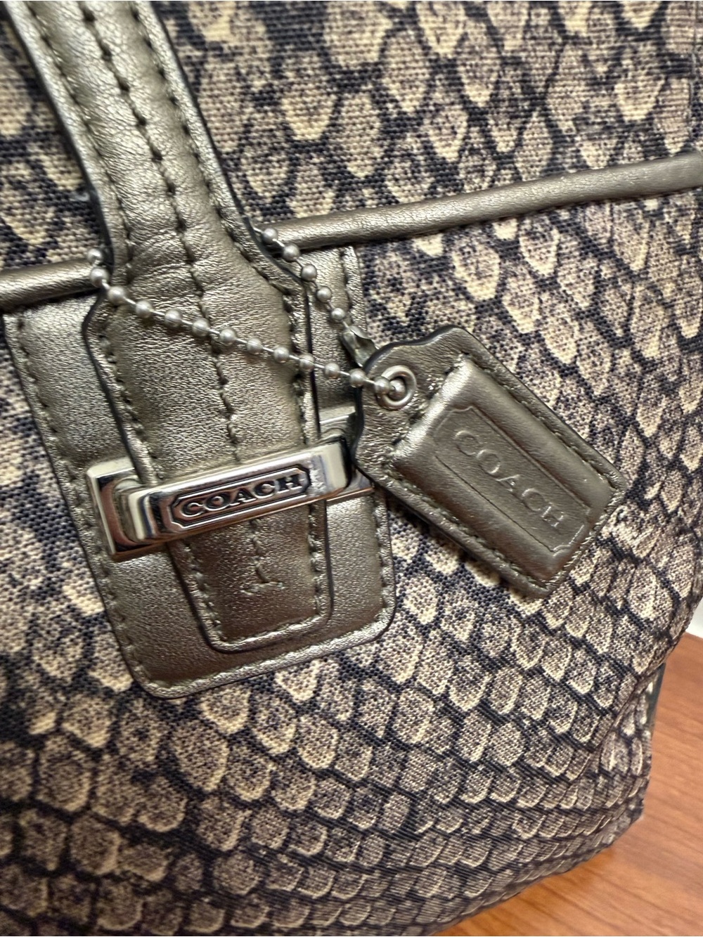 Coach CARRYALL Taylor Snake print tote handbag gunmetal Light Weight $398 - Picture 3 of 14